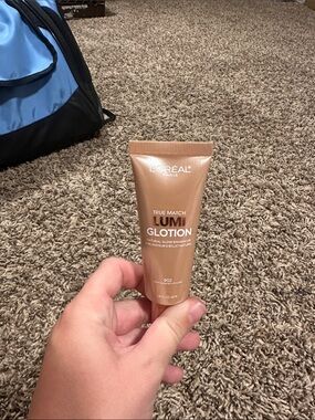 L'Oreal Lumi Glotion Radiant Bronze Tube - Shimmery Bronze